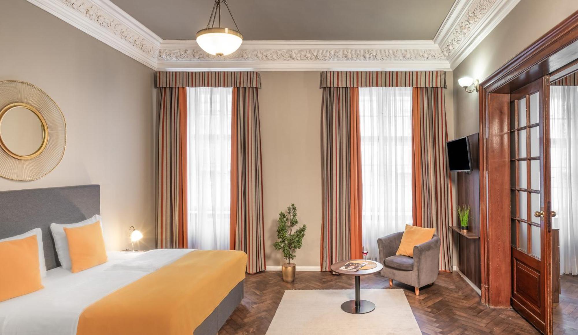 Palác U Kočků By Residences, Palace At The Cats Hotel 3*