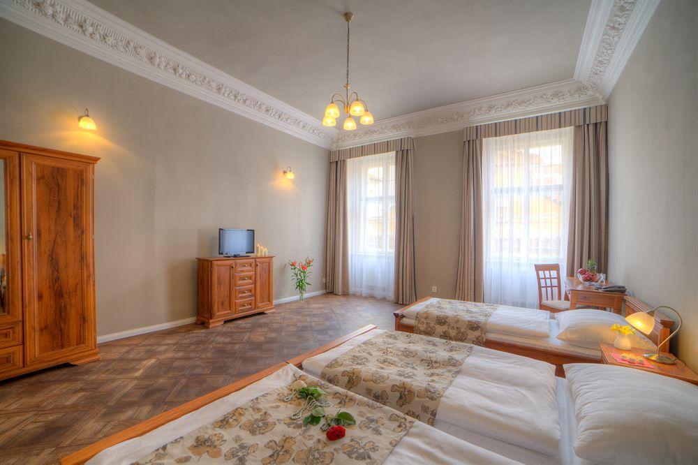 Palác U Kočků By Residences, Palace At The Cats